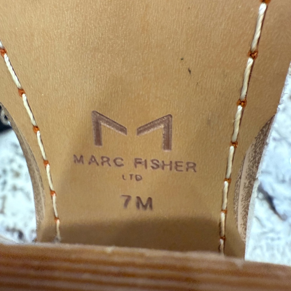 Marc Fisher  NFR approved Footwear Taupe Ankle Booties. Excellent opportunity. - Picture 3 of 5